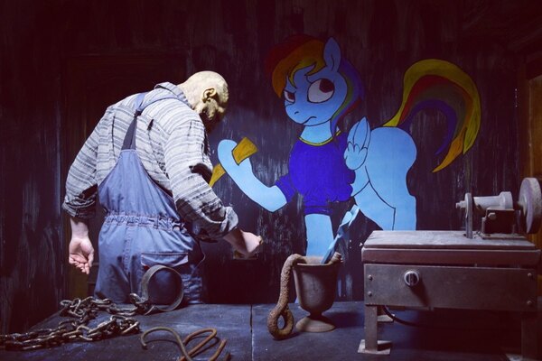 Фотография перформанса «Радужный пони»